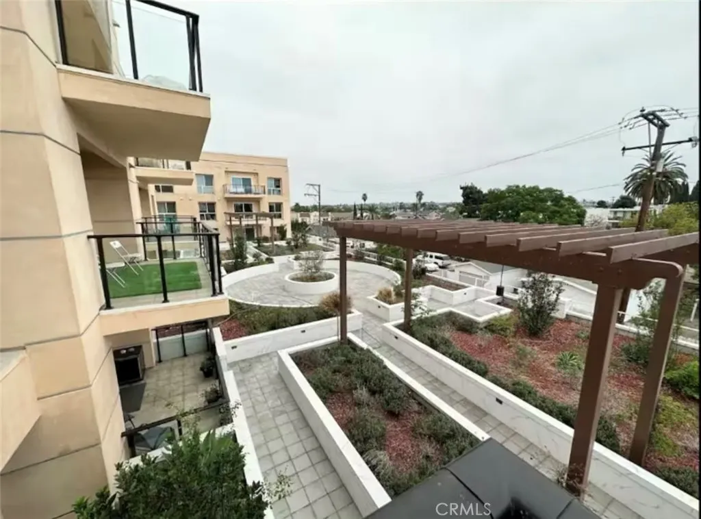 1598 Long Beach Blvd 412, Long Beach, California 90813 home-pic-25